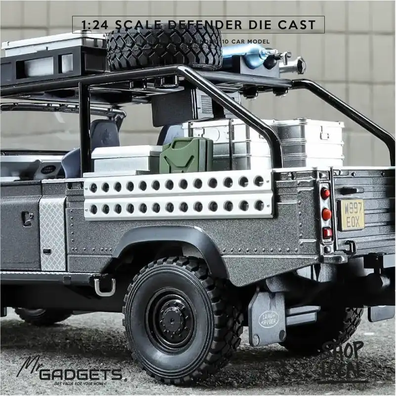 Defender 110 Die cast 1:24 Scale - Image 5